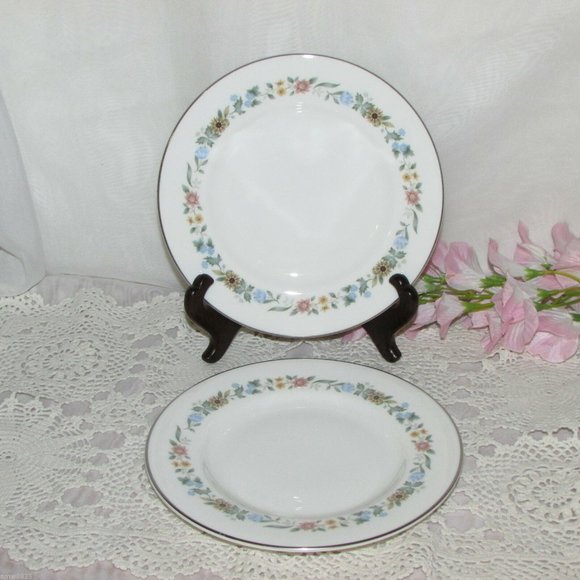 2 Vintage ROYAL DOULTON Bone China Pastorale Bread Side Plates Cottagecore - Picture 1 of 4